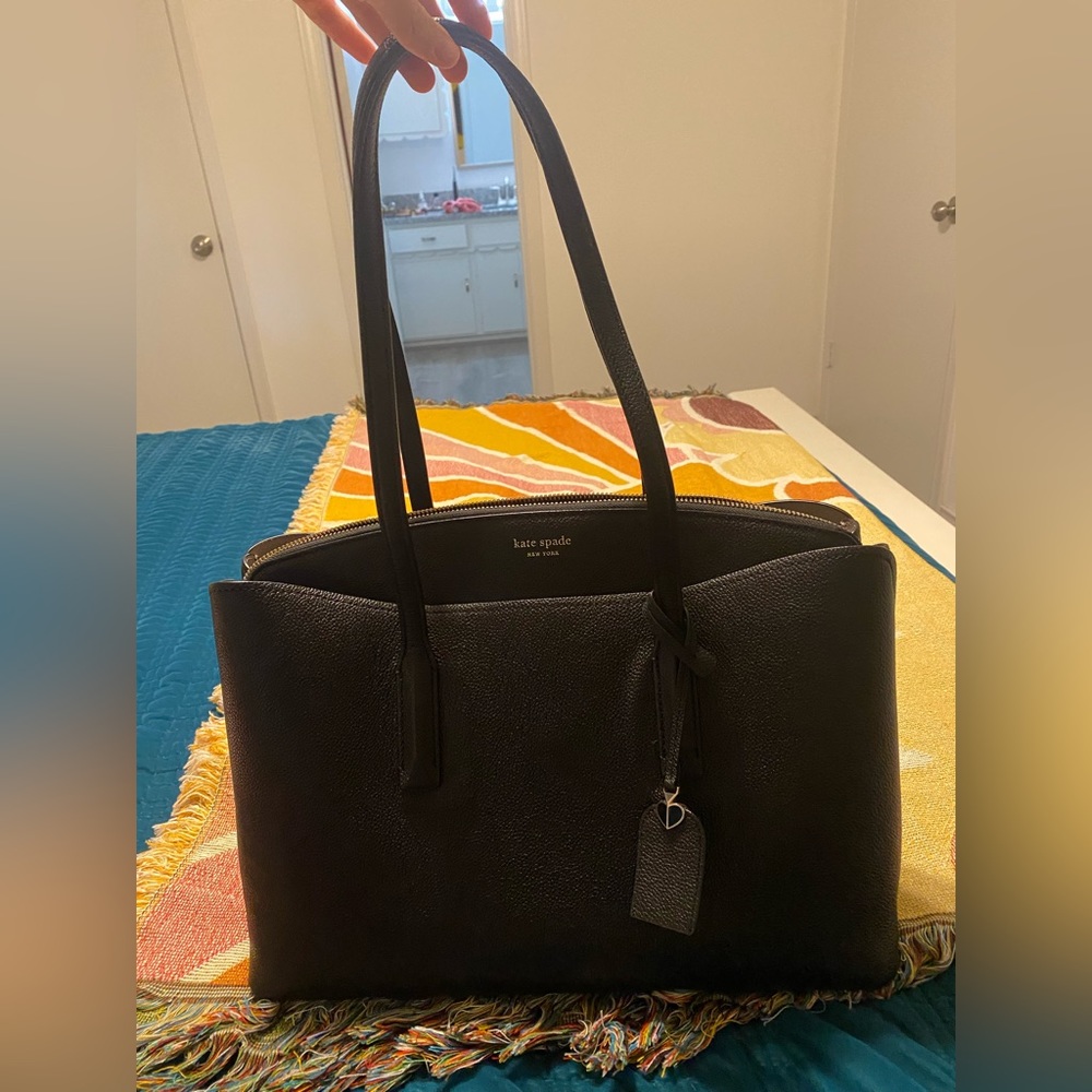 kate spade black purse with laptop sleeve